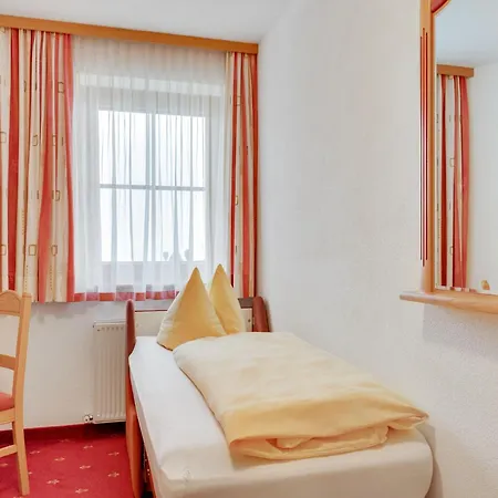 Appartement In Near Lift, Cleaning Included